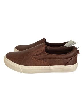 Old Navy Slip-On Sneakers for Boys ⭐️ NWT